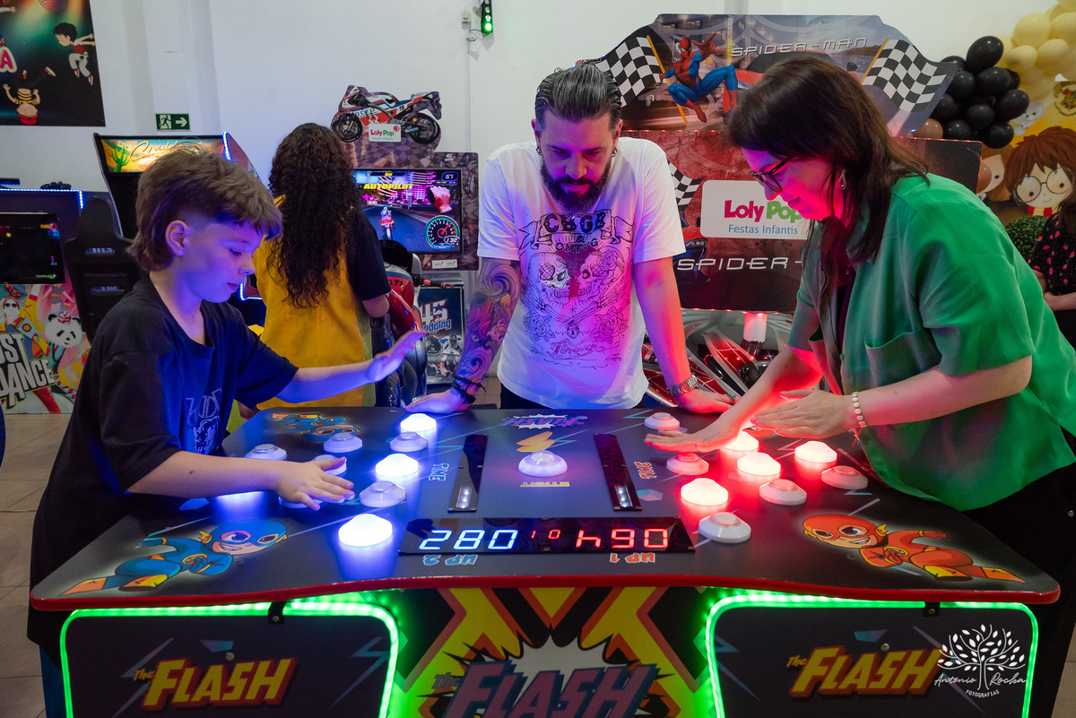 Dora - 11 anos - aniversário - Harry Potter - festa temática - magia - celebração - amizade - família - decoração - cascata de chocolate - fotografia - Antonio Rocha Fotografias - amor - alegria - confiança - registro especial – Pelotas – Loly Pop