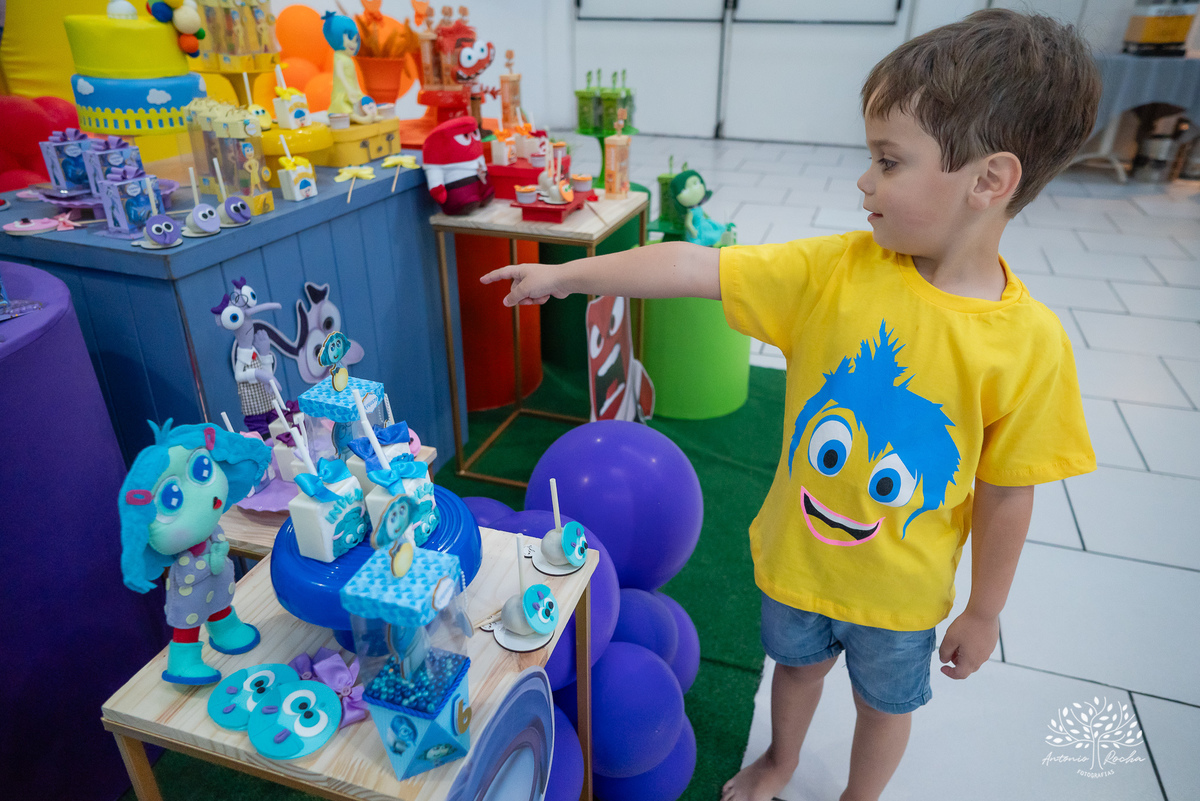 aniversário infantil - fotografia de aniversário - fotógrafo de crianças - festa temática Divertidamente - registros fotográficos - salão de festas - memórias inesquecíveis - fotografia profissional – Cliff Kids – pelotas – Antonio Rocha Fotografias