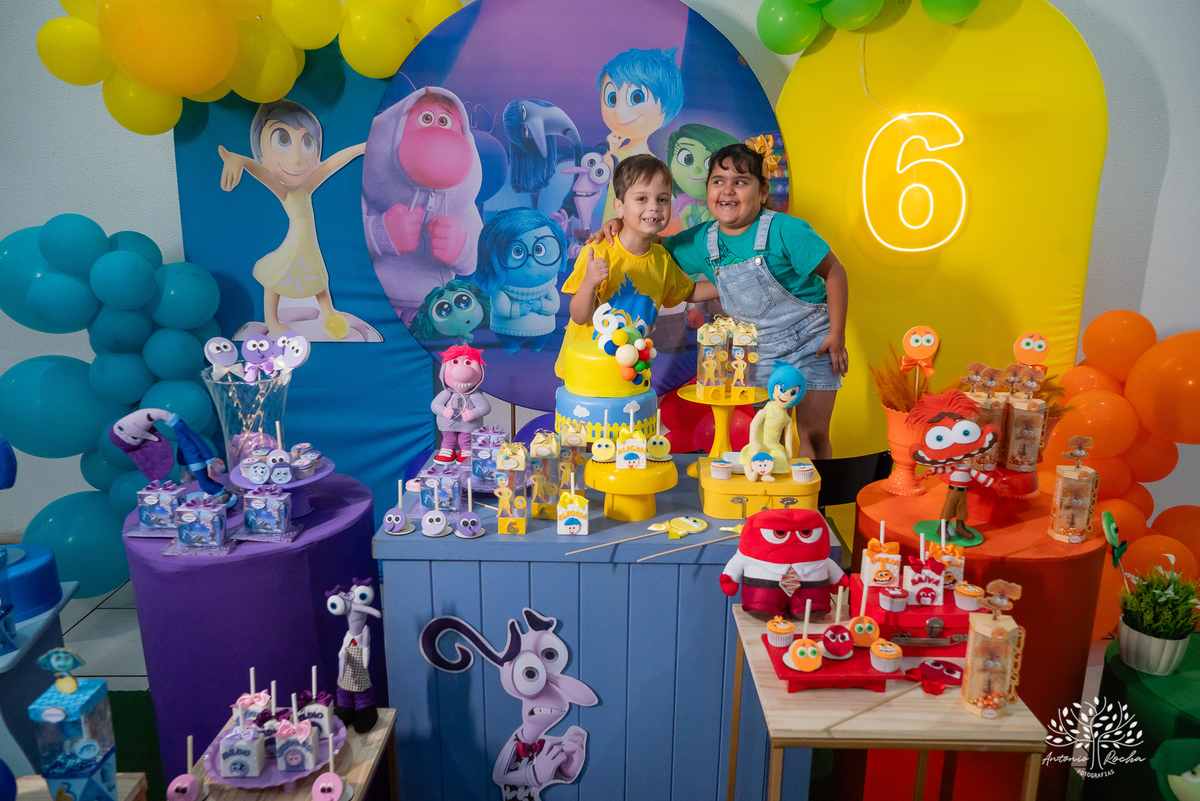 aniversário infantil - fotografia de aniversário - fotógrafo de crianças - festa temática Divertidamente - registros fotográficos - salão de festas - memórias inesquecíveis - fotografia profissional – Cliff Kids – pelotas – Antonio Rocha Fotografias