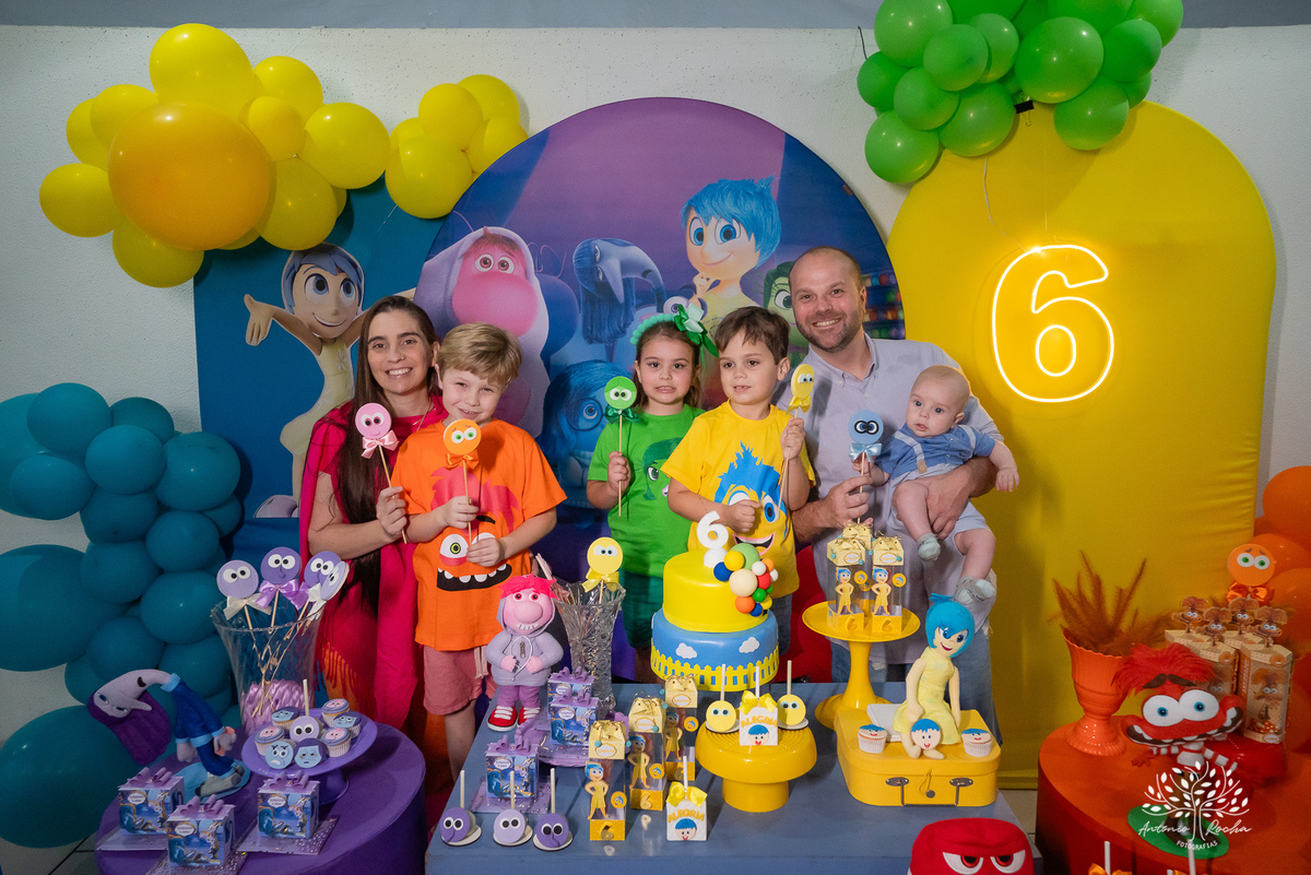 aniversário infantil - fotografia de aniversário - fotógrafo de crianças - festa temática Divertidamente - registros fotográficos - salão de festas - memórias inesquecíveis - fotografia profissional – Cliff Kids – pelotas – Antonio Rocha Fotografias