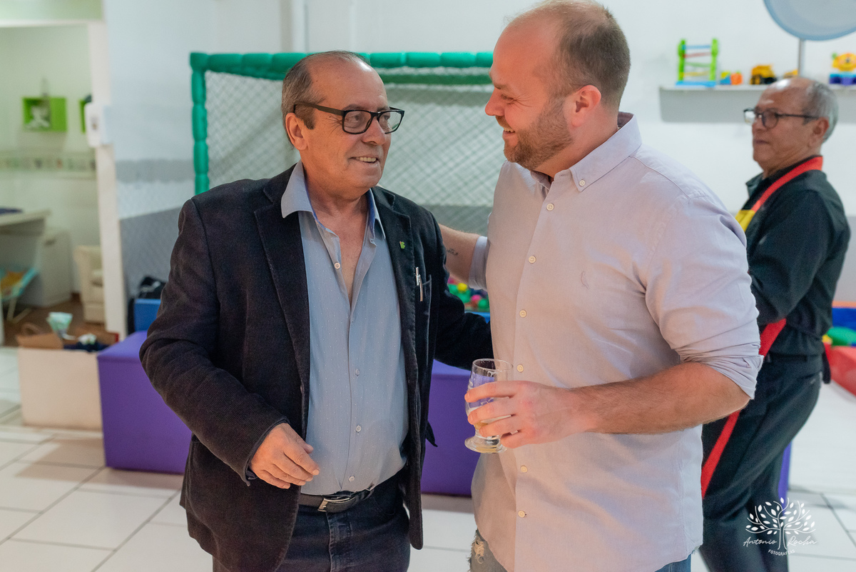 aniversário infantil - fotografia de aniversário - fotógrafo de crianças - festa temática Divertidamente - registros fotográficos - salão de festas - memórias inesquecíveis - fotografia profissional – Cliff Kids – pelotas – Antonio Rocha Fotografias