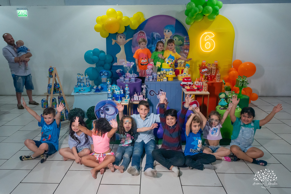 aniversário infantil - fotografia de aniversário - fotógrafo de crianças - festa temática Divertidamente - registros fotográficos - salão de festas - memórias inesquecíveis - fotografia profissional – Cliff Kids – pelotas – Antonio Rocha Fotografias
