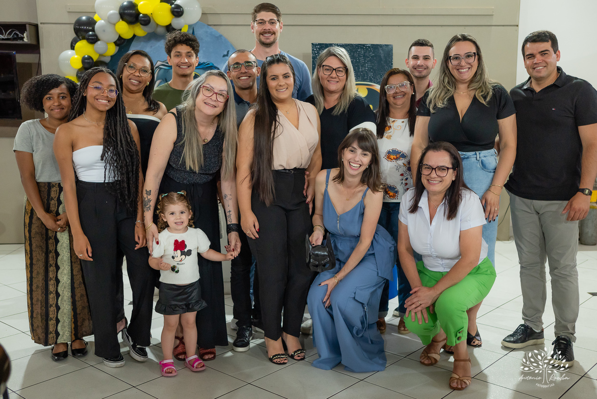 aniversário infantil - fotografia de aniversário - fotógrafo profissional - Batman - aniversário temático - festa infantil – Pelotas - memórias afetivas - fotografia natural - registro de festa - diversão em família - playground - fotógrafo Antonio Rocha 