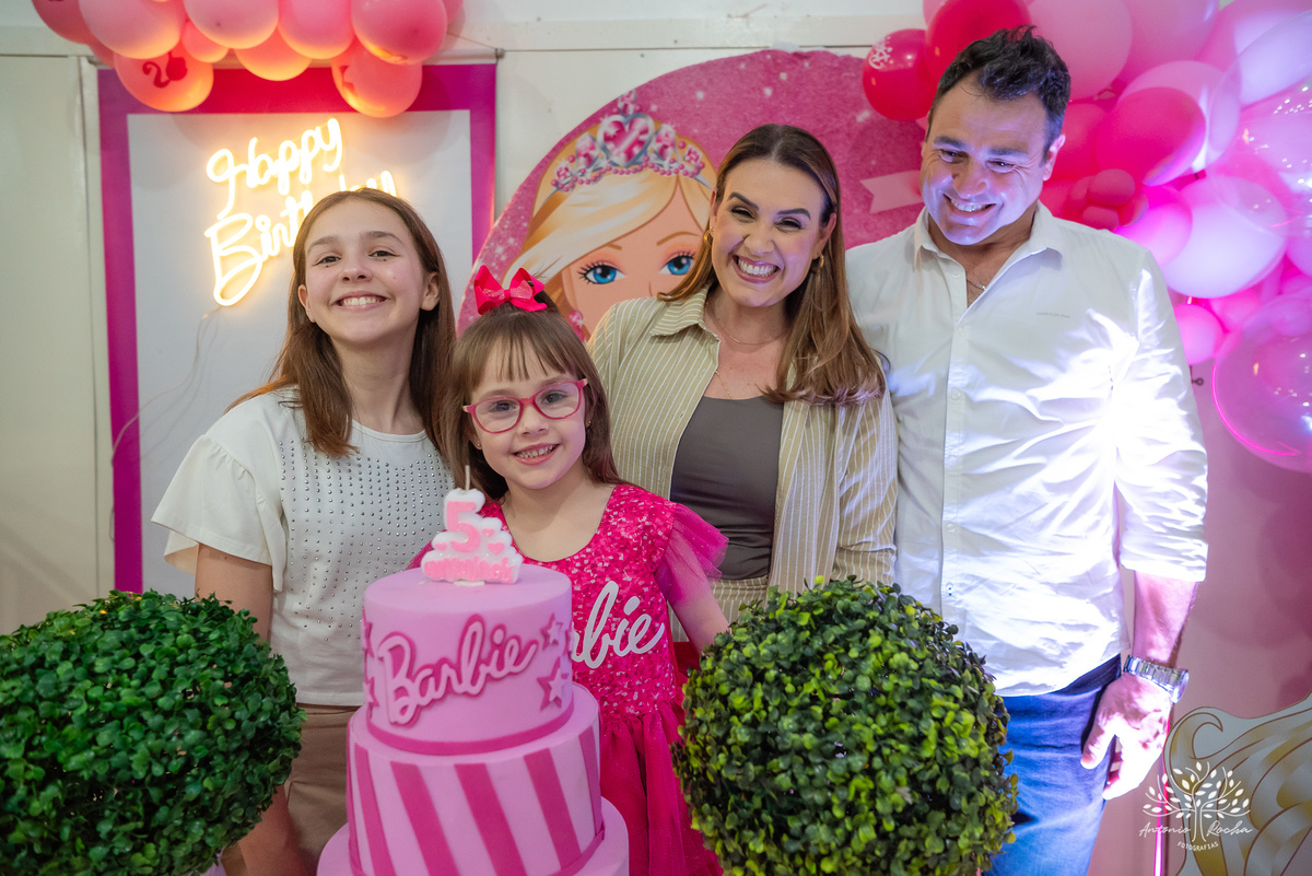 festa infantil - fotografia infantil - aniversário de 5 anos - aniversário temático - Barbie - infância mágica - fotógrafos profissionais - espontaneidade infantil - fotografia de crianças - alegria e diversão - Pelotas - Antonio Rocha Fotografias