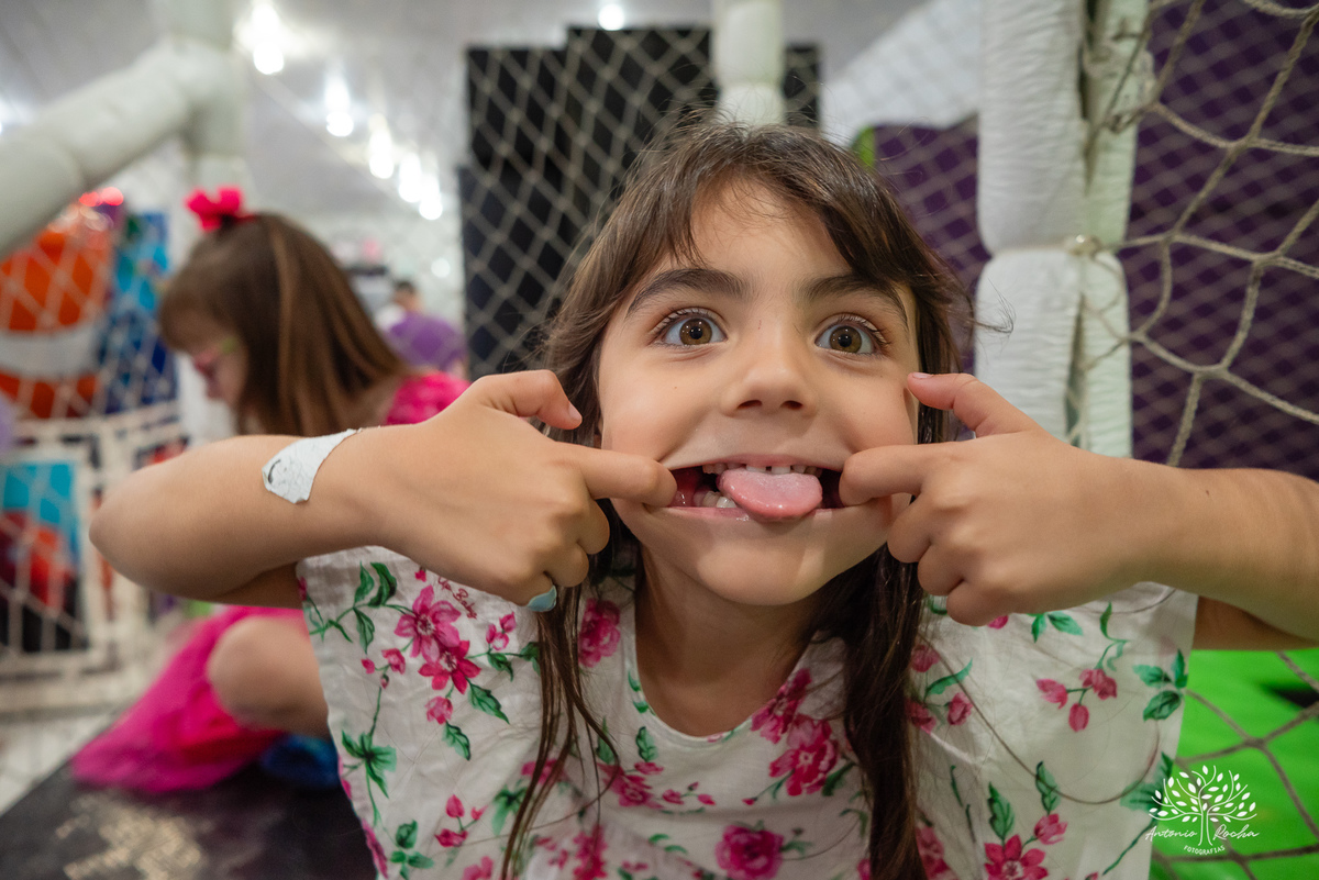 festa infantil - fotografia infantil - aniversário de 5 anos - aniversário temático - Barbie - infância mágica - fotógrafos profissionais - espontaneidade infantil - fotografia de crianças - alegria e diversão - Pelotas - Antonio Rocha Fotografias