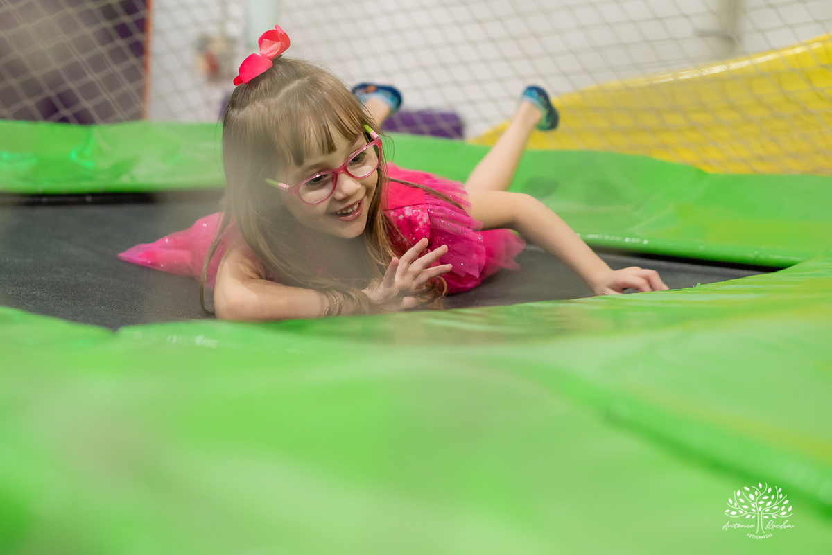 festa infantil - fotografia infantil - aniversário de 5 anos - aniversário temático - Barbie - infância mágica - fotógrafos profissionais - espontaneidade infantil - fotografia de crianças - alegria e diversão - Pelotas - Antonio Rocha Fotografias