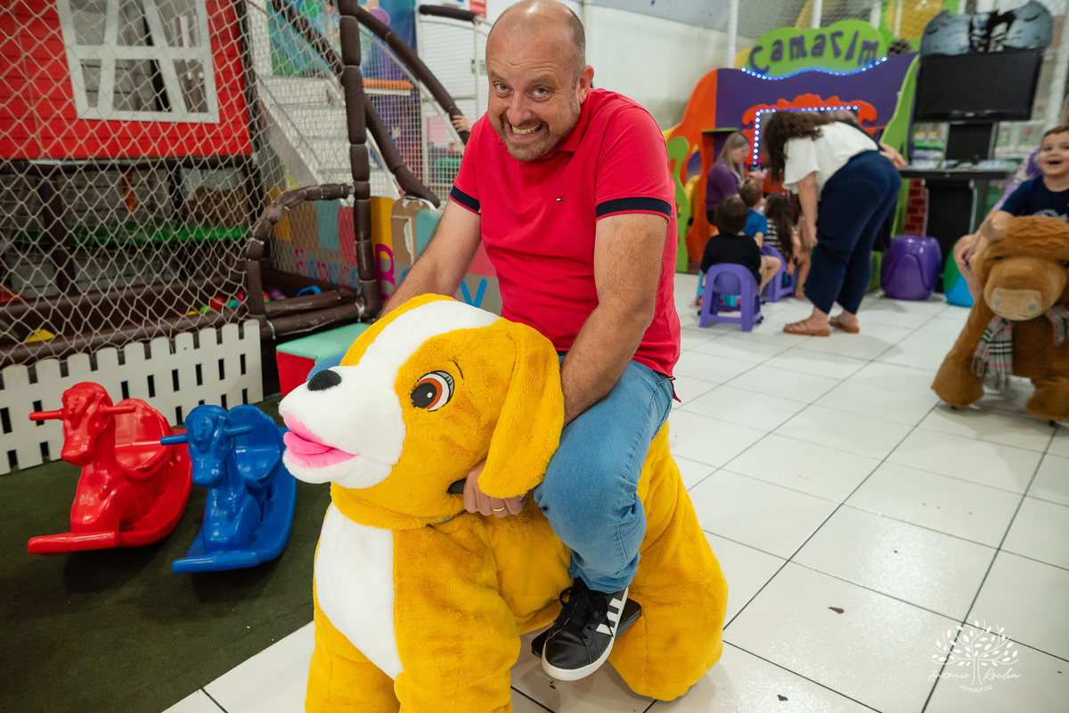 festa infantil - fotografia infantil - aniversário de 5 anos - aniversário temático - Barbie - infância mágica - fotógrafos profissionais - espontaneidade infantil - fotografia de crianças - alegria e diversão - Pelotas - Antonio Rocha Fotografias