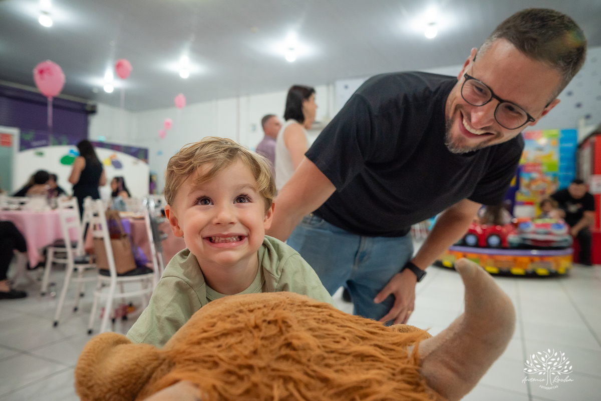 festa infantil - fotografia infantil - aniversário de 5 anos - aniversário temático - Barbie - infância mágica - fotógrafos profissionais - espontaneidade infantil - fotografia de crianças - alegria e diversão - Pelotas - Antonio Rocha Fotografias