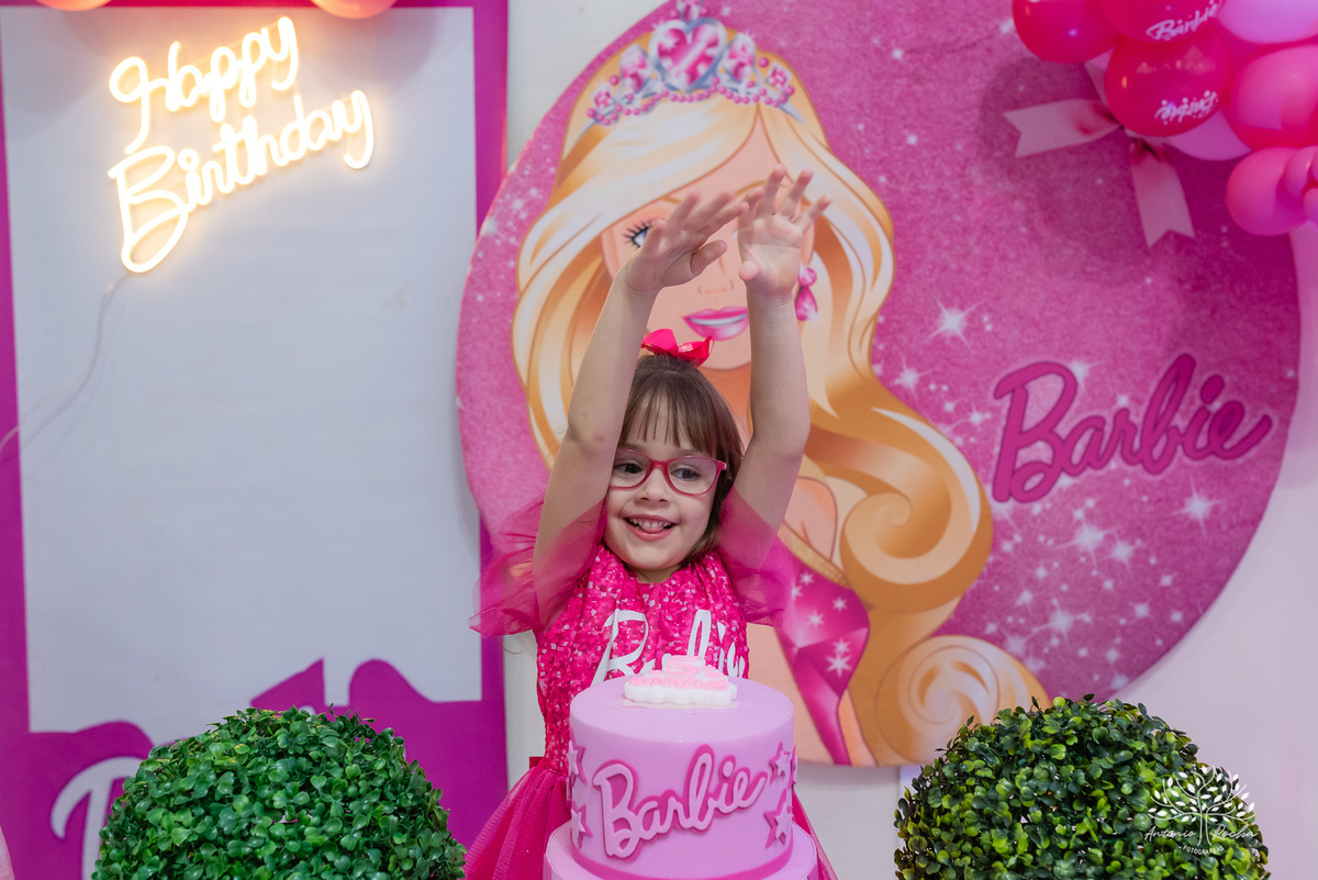 festa infantil - fotografia infantil - aniversário de 5 anos - aniversário temático - Barbie - infância mágica - fotógrafos profissionais - espontaneidade infantil - fotografia de crianças - alegria e diversão - Pelotas - Antonio Rocha Fotografias