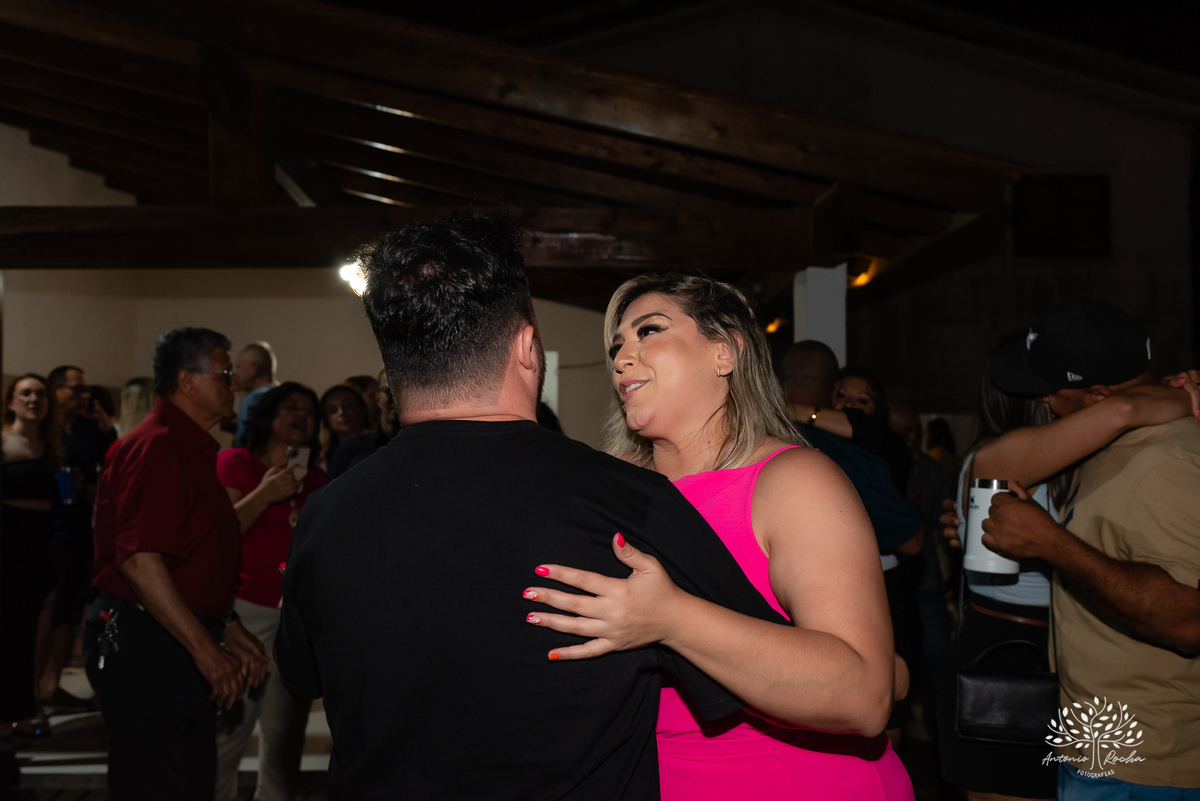 celebração - aniversário - fotografia de eventos - fotógrafo profissional - momentos especiais - 15x2 - tardezinha - família - amigos - registro fotográfico - festa ao ar livre - fotografia emocional - Antonio Rocha Fotografias - Renata Dalbann-celebração