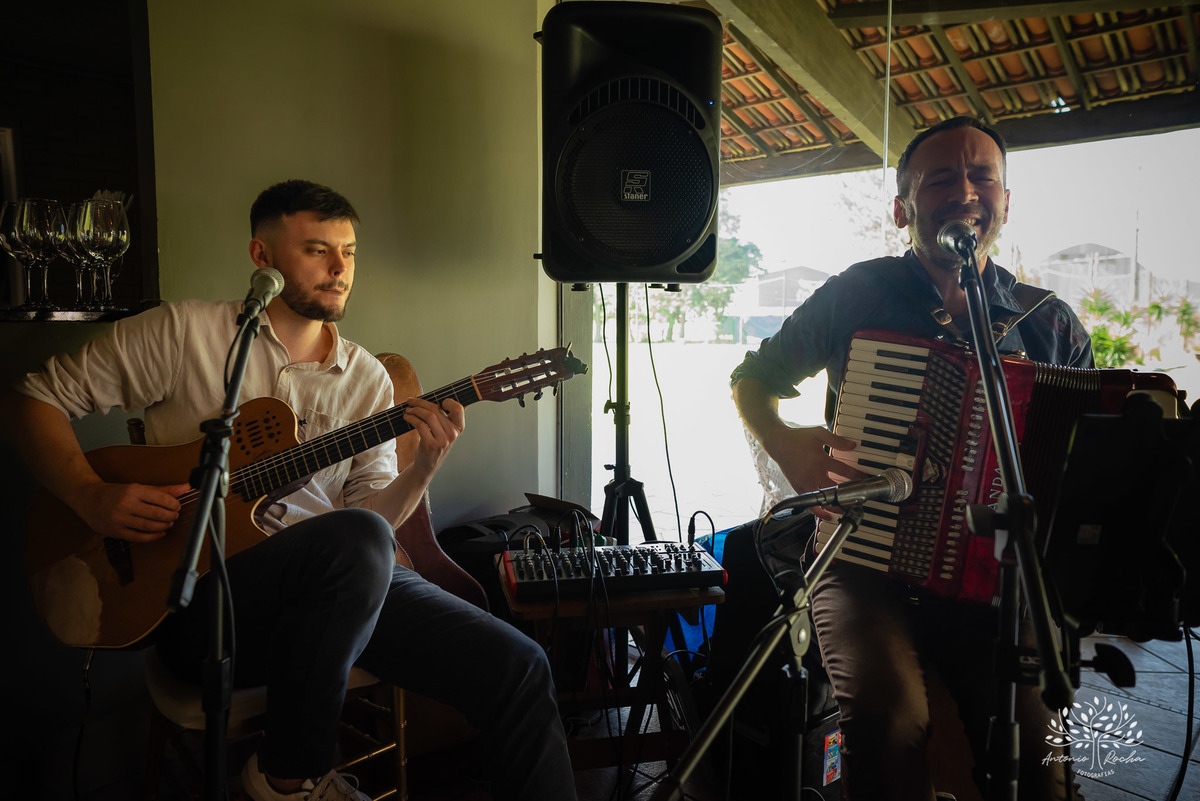 celebrar 100 anos - vida de histórias - legado - memórias inesquecíveis - família - amigos - registro fotográfico - Antonio Rocha Fotografias -celebração de vida - fotografia de eventos - gerações - emoções capturadas - inspiração- Pelotas - Dunas