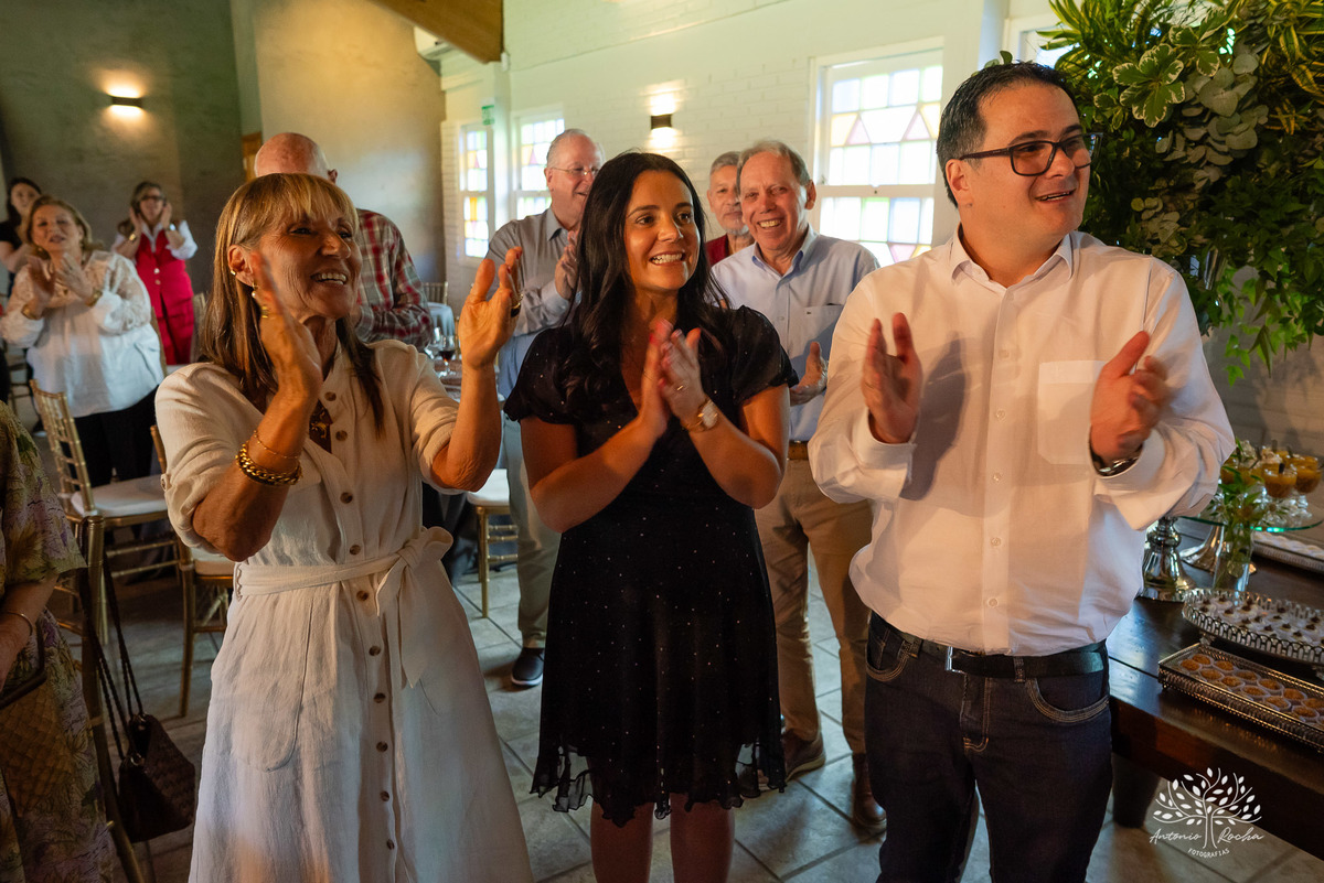 celebrar 100 anos - vida de histórias - legado - memórias inesquecíveis - família - amigos - registro fotográfico - Antonio Rocha Fotografias -celebração de vida - fotografia de eventos - gerações - emoções capturadas - inspiração- Pelotas - Dunas
