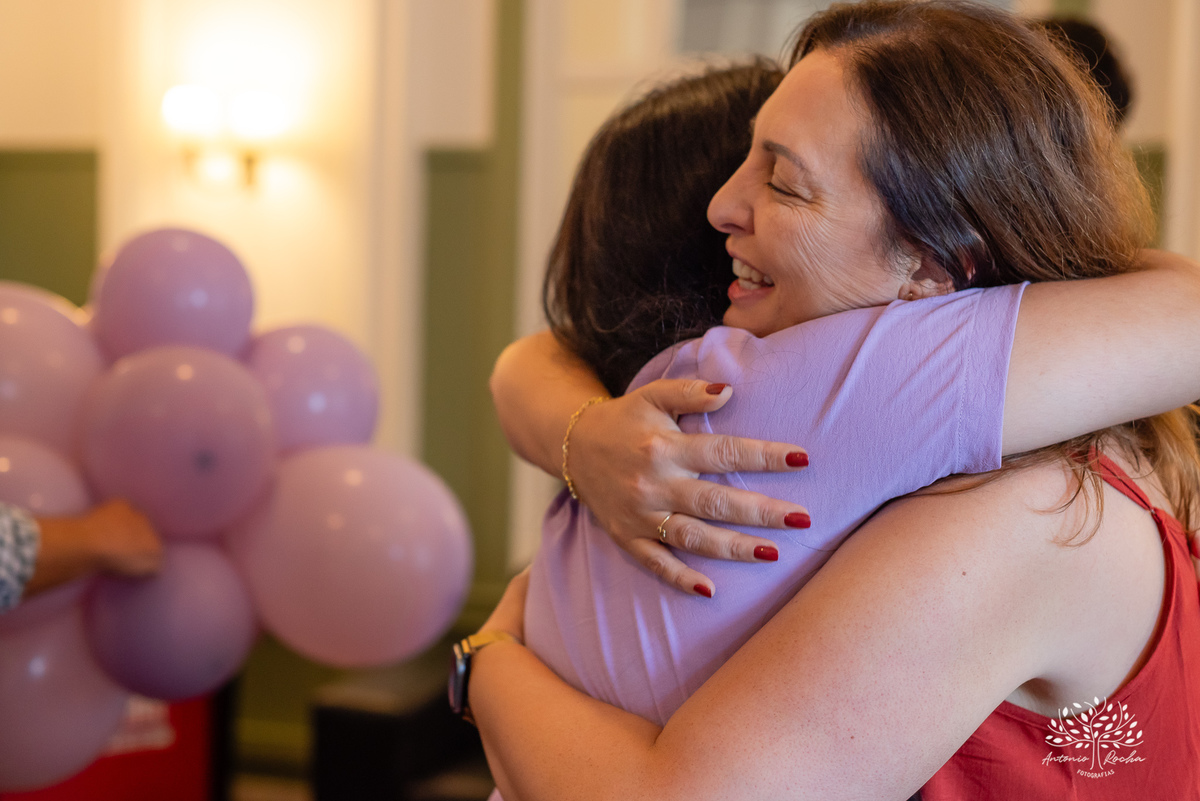 80 anos - Dona Luiza - celebração de vida - alegria - danças - risadas - amor - família - registros fotográficos - histórias - abraços carinhosos - aniversário - amigos - familiar - fotografia de eventos - Antônio Rocha Fotografias