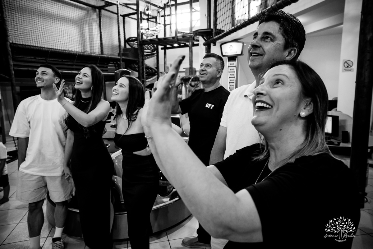 fotografia infantil - fotografia de aniversário - fotógrafo profissional - registro de momentos - celebração em família - gêmeos Maria e Luiz - festas infantis - memórias afetivas - amor em família - Pelotas - fotografia criativa - fotógrafo Antonio Rocha