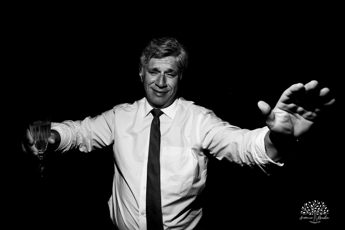 Formatura - Medicina - João Vitor - Conquista - Família - Celebração - Brinde - Aniversário - Laços - Mosa - Vini e banda - Pista de dança - Conquistas - Registro fotográfico - Colação de grau - Estudo - Pelotas - Fotografia - Antonio Rocha Fotografias