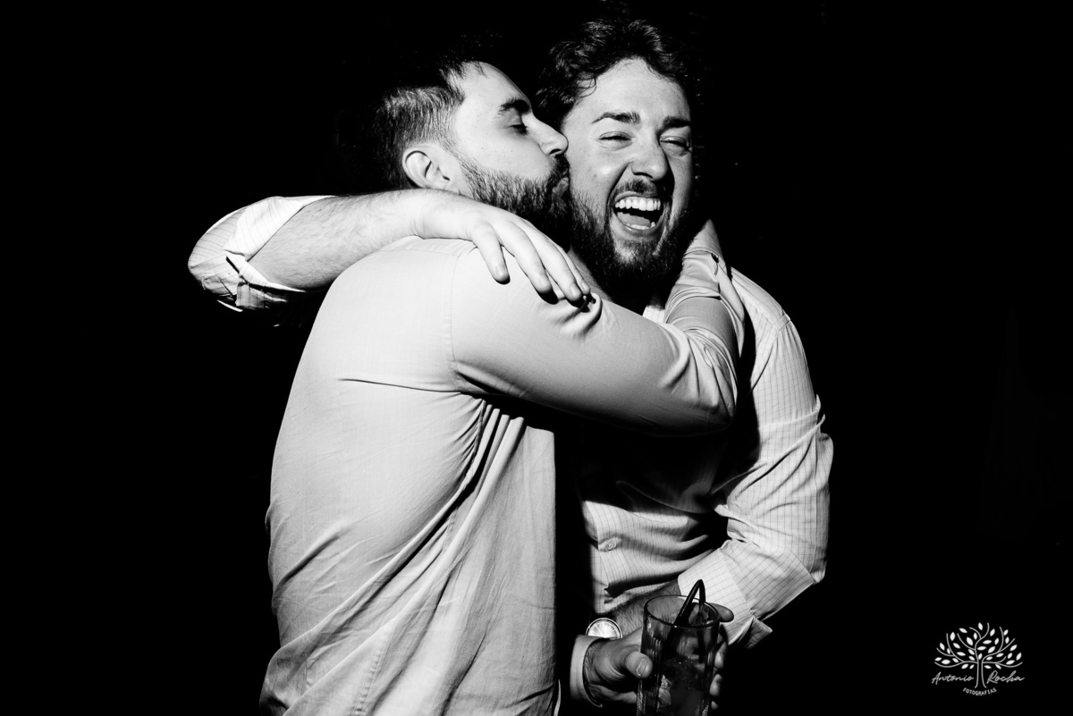 Formatura - Medicina - João Vitor - Conquista - Família - Celebração - Brinde - Aniversário - Laços - Mosa - Vini e banda - Pista de dança - Conquistas - Registro fotográfico - Colação de grau - Estudo - Pelotas - Fotografia - Antonio Rocha Fotografias