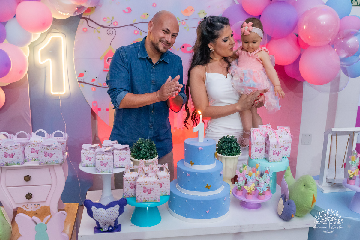 primeiro aninho - festa infantil - fotografia infantil - registro fotográfico - celebração em família - sorrisos contagiantes - Antonio Rocha Fotografias - fotografia de aniversário - Serena - infância feliz - fotografia profissional - Pelotas