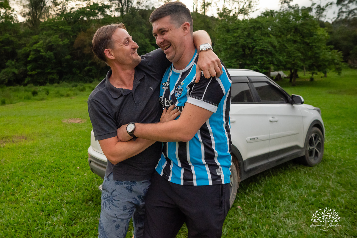 15 anos - aniversário de 15 anos - debutante - making-of - fotografia de 15 anos - emoção e alegria - Grêmio na festa - cascata de chocolate - brinde - homenagem - fotografia profissional - Antonio Rocha Fotografias - Pelotas - Cerro Grande do Sul