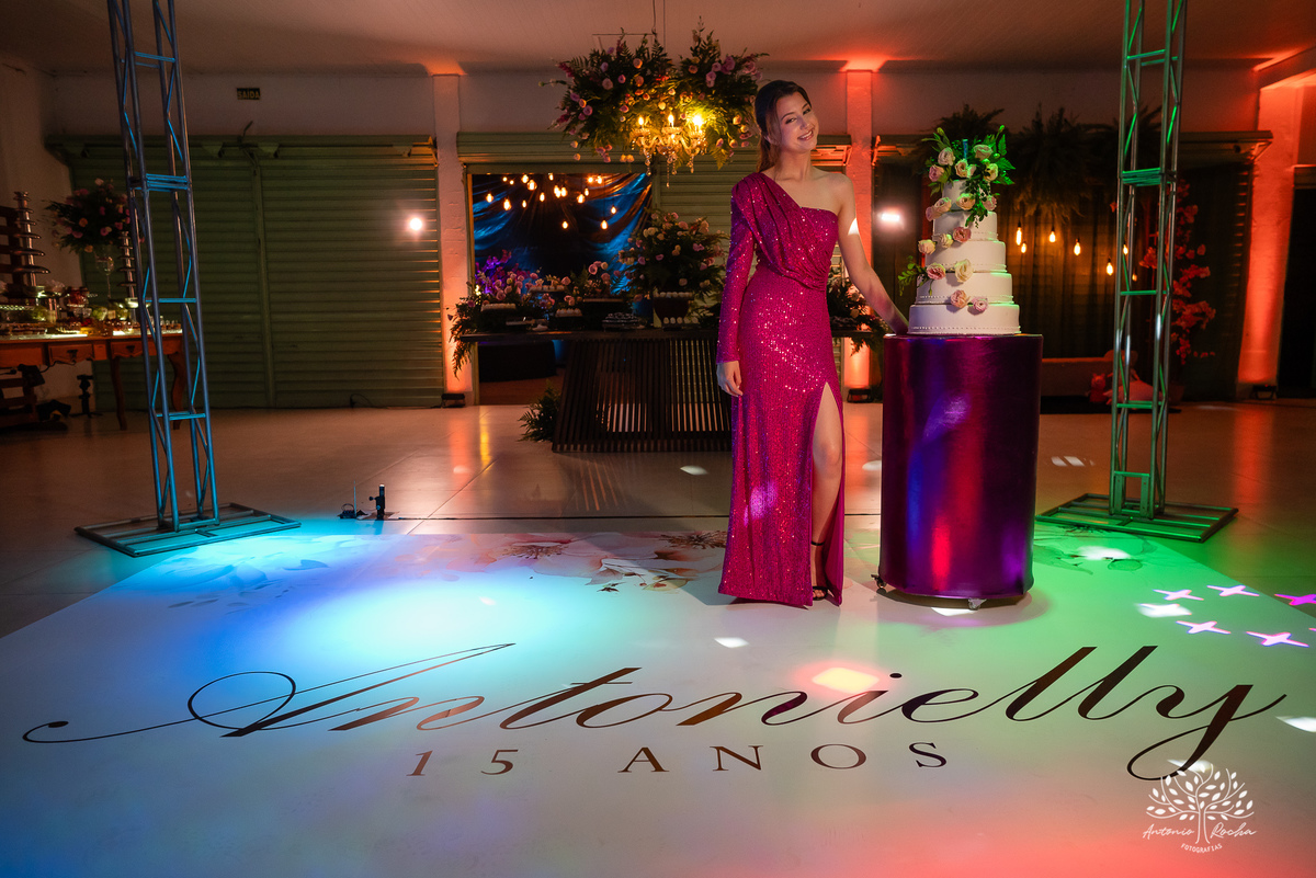 15 anos - aniversário de 15 anos - debutante - making-of - fotografia de 15 anos - emoção e alegria - Grêmio na festa - cascata de chocolate - brinde - homenagem - fotografia profissional - Antonio Rocha Fotografias - Pelotas - Cerro Grande do Sul