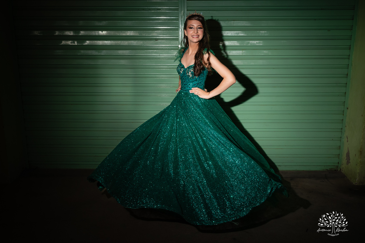 15 anos - aniversário de 15 anos - debutante - making-of - fotografia de 15 anos - emoção e alegria - Grêmio na festa - cascata de chocolate - brinde - homenagem - fotografia profissional - Antonio Rocha Fotografias - Pelotas - Cerro Grande do Sul