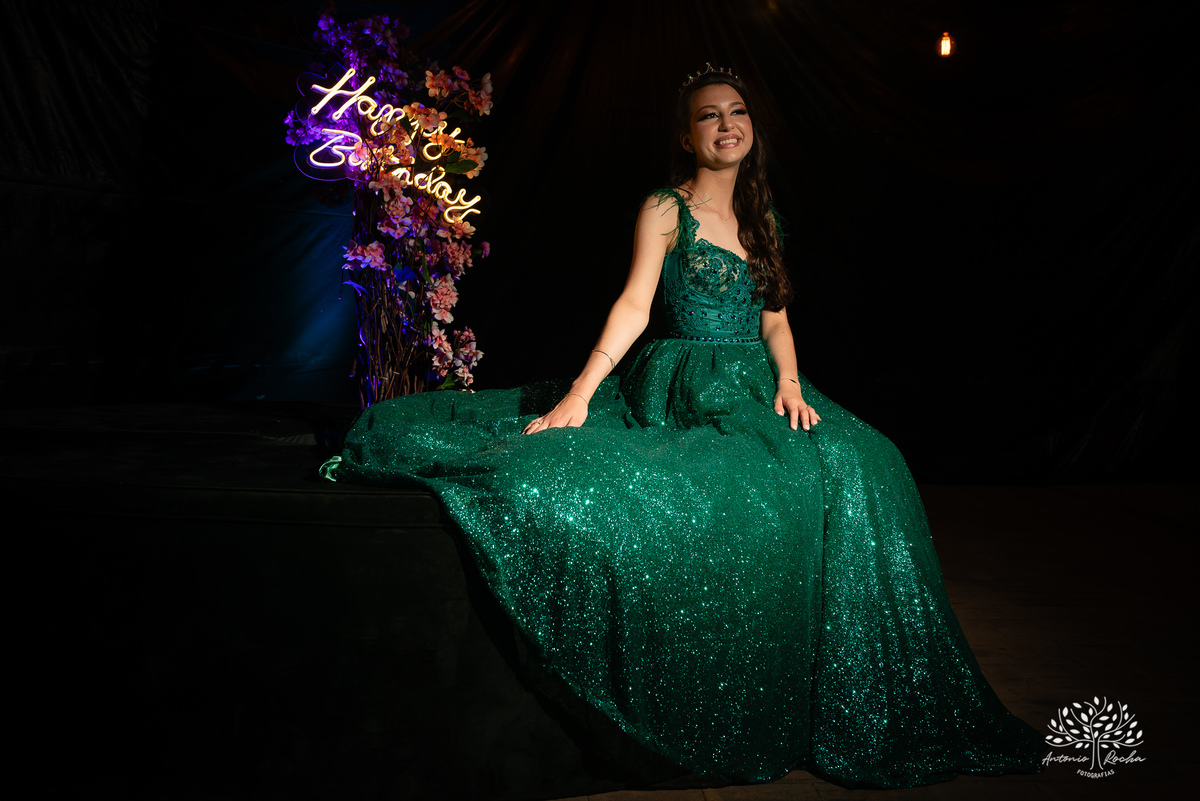 15 anos - aniversário de 15 anos - debutante - making-of - fotografia de 15 anos - emoção e alegria - Grêmio na festa - cascata de chocolate - brinde - homenagem - fotografia profissional - Antonio Rocha Fotografias - Pelotas - Cerro Grande do Sul