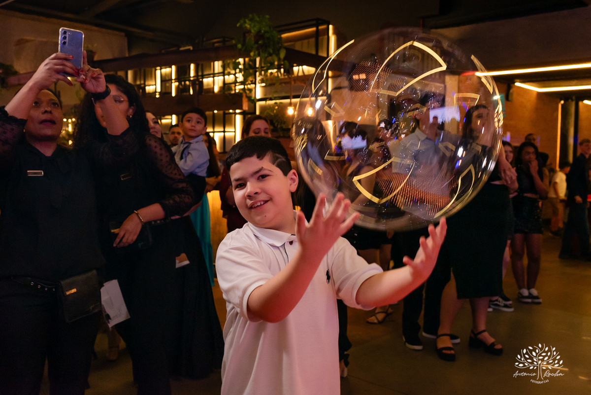 festa de 15 anos - Ana Carolina - fotografia de 15 anos - personalidade contagiante - DJ na festa - CETAM - hapkido - amigos e família - fotografia profissional - confiança e carinho - Antonio Rocha Fotografias - Pelotas - Engenho Eventos