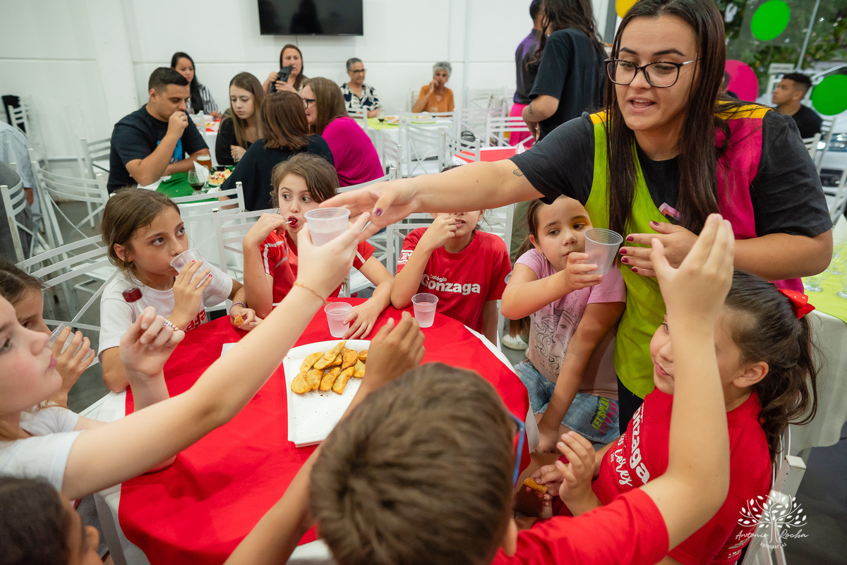 aniversário infantil - fotografia de aniversário - Guilherme 9 anos - festa temática Roblox - fotografia profissional - fotógrafo de crianças - Antonio Rocha Fotografias - fotos emocionantes – parabéns animado – Loly Pop - Pelotas