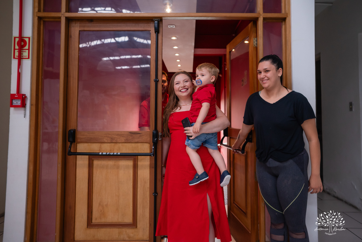 safari do Santiago - anos - fotografia infantil - fotografia profissional -fotos espontâneas - Antonio Rocha Fotografias - fotografia de aniversários – Cliff Kids – Pelotas – Festa de Criança – Festa Infantil – Soprar a velinha – Bolo de aniversário 