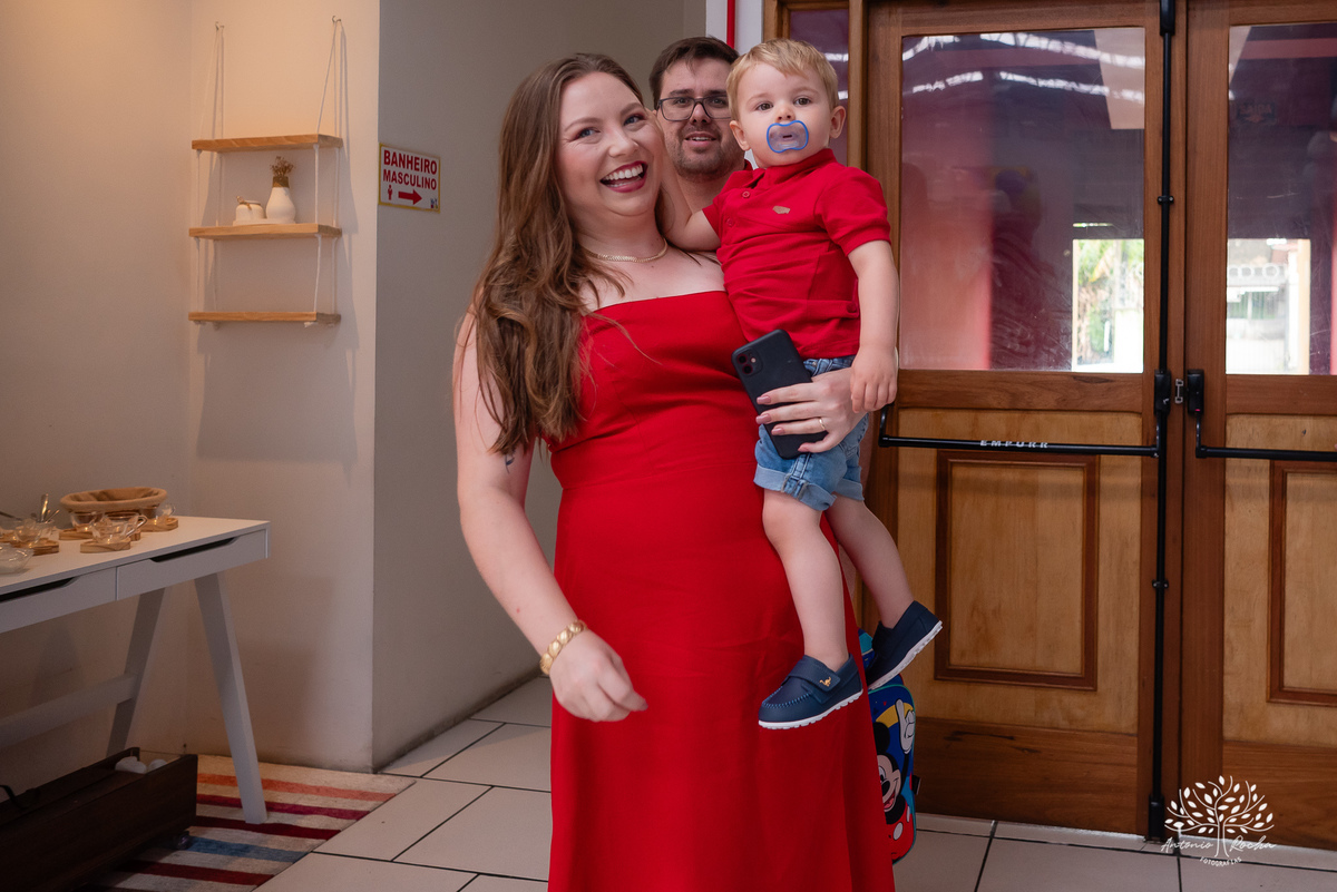 safari do Santiago - anos - fotografia infantil - fotografia profissional -fotos espontâneas - Antonio Rocha Fotografias - fotografia de aniversários – Cliff Kids – Pelotas – Festa de Criança – Festa Infantil – Soprar a velinha – Bolo de aniversário