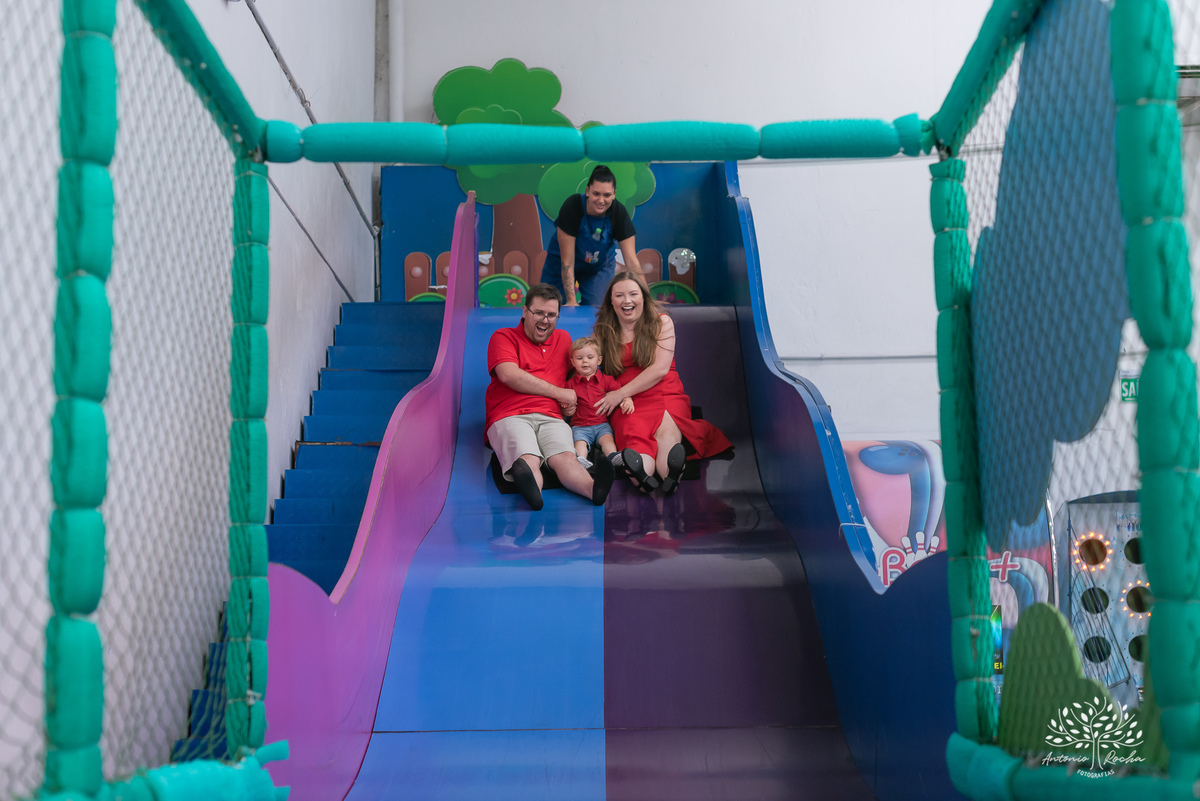 safari do Santiago - anos - fotografia infantil - fotografia profissional -fotos espontâneas - Antonio Rocha Fotografias - fotografia de aniversários – Cliff Kids – Pelotas – Festa de Criança – Festa Infantil – Soprar a velinha – Bolo de aniversário 