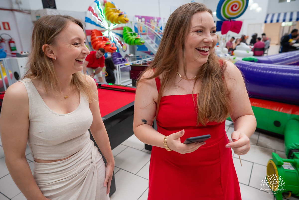 safari do Santiago - anos - fotografia infantil - fotografia profissional -fotos espontâneas - Antonio Rocha Fotografias - fotografia de aniversários – Cliff Kids – Pelotas – Festa de Criança – Festa Infantil – Soprar a velinha – Bolo de aniversário 