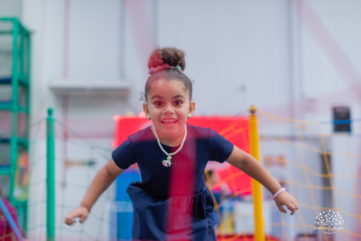 safari do Santiago - anos - fotografia infantil - fotografia profissional -fotos espontâneas - Antonio Rocha Fotografias - fotografia de aniversários – Cliff Kids – Pelotas – Festa de Criança – Festa Infantil – Soprar a velinha – Bolo de aniversário 