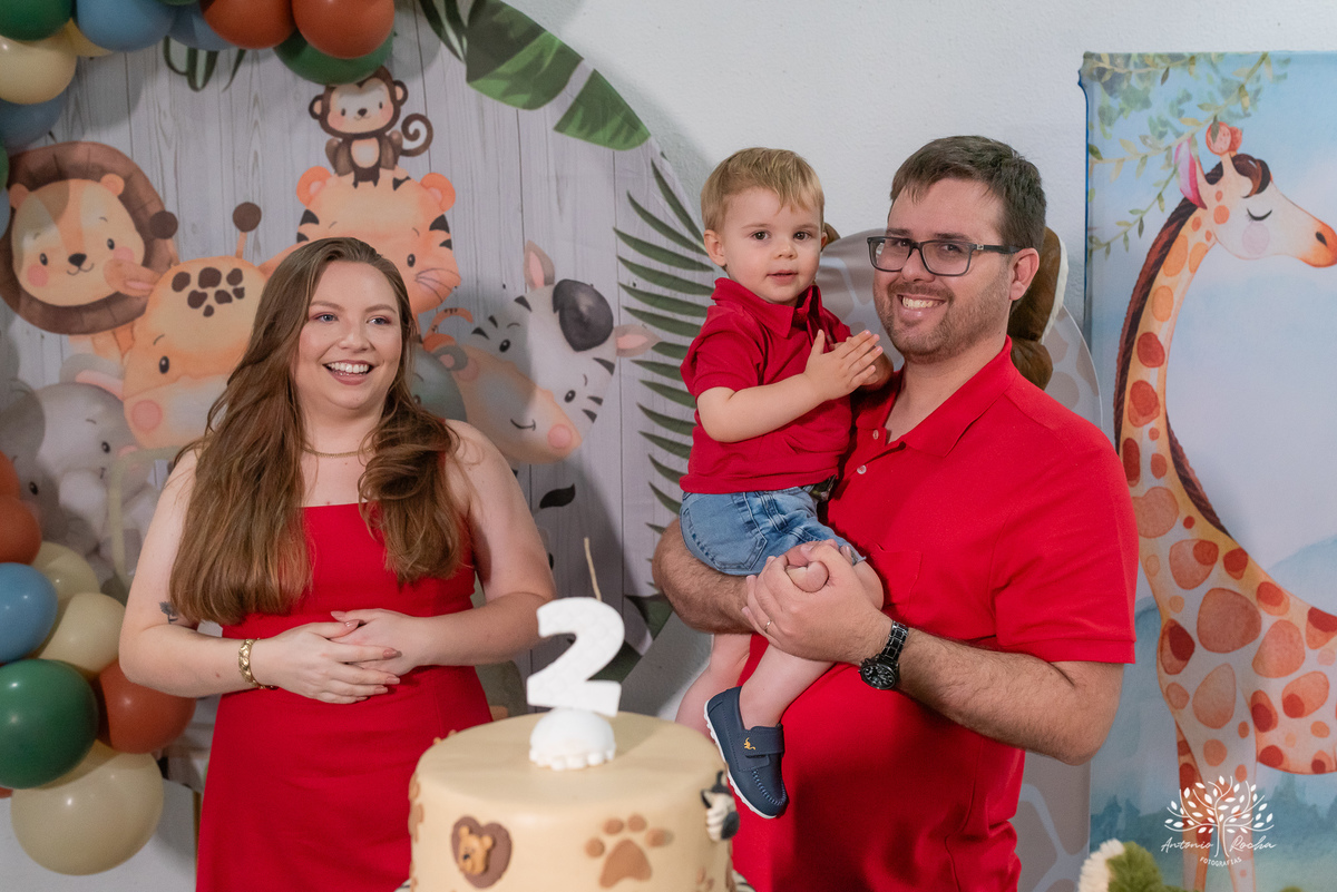 safari do Santiago - anos - fotografia infantil - fotografia profissional -fotos espontâneas - Antonio Rocha Fotografias - fotografia de aniversários – Cliff Kids – Pelotas – Festa de Criança – Festa Infantil – Soprar a velinha – Bolo de aniversário 