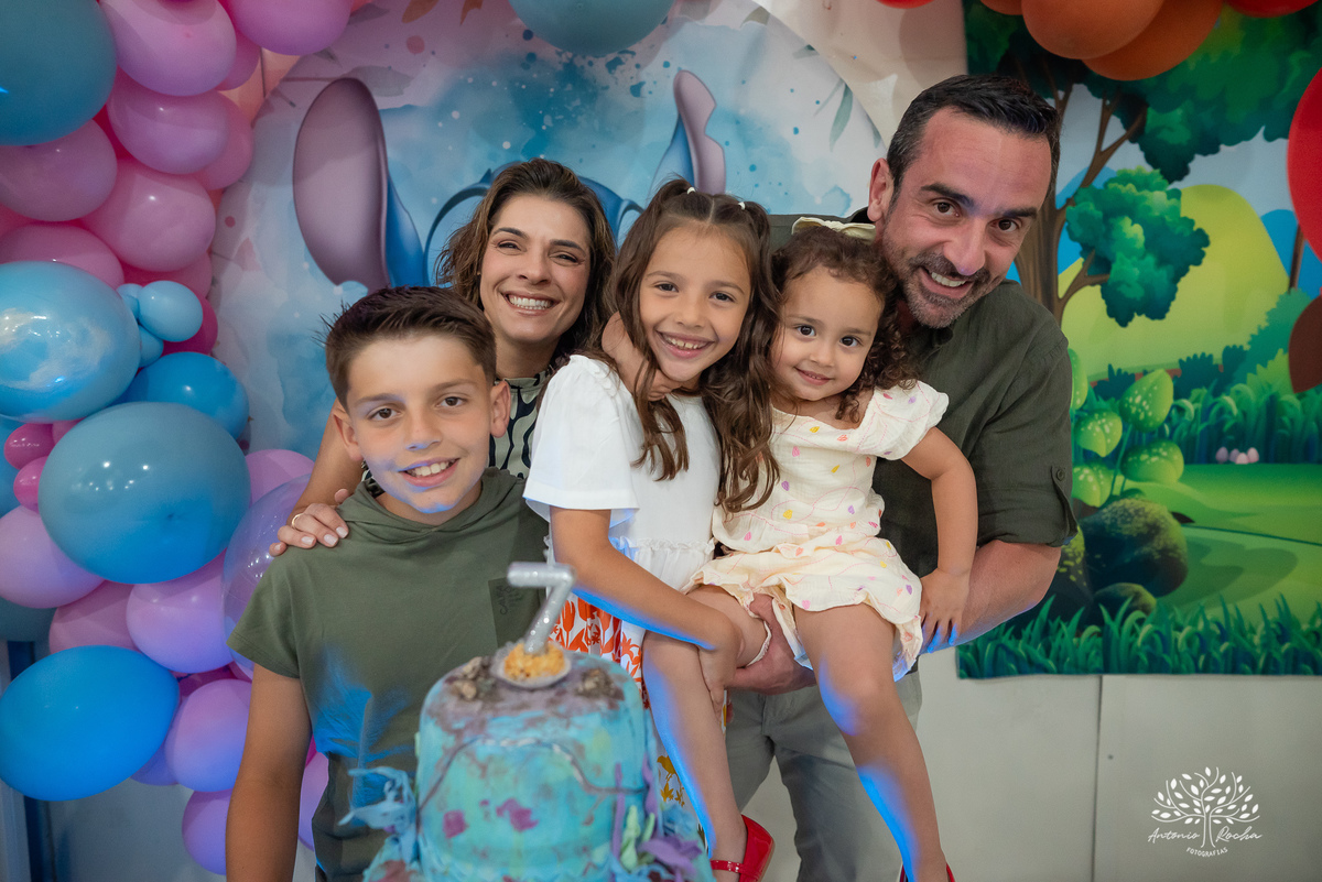 festa infantil - fotografia infantil - registro de infância - Maria Eduarda 7 anos - Marian 3 anos - Stitch - Chapeuzinho Vermelho - fotografia profissional - infância feliz - Antonio Rocha Fotografias - Pelotas