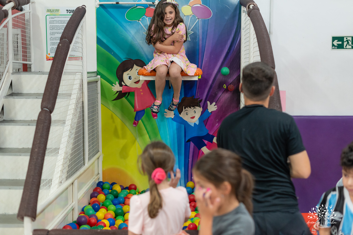 festa infantil - fotografia infantil - registro de infância - Maria Eduarda 7 anos - Marian 3 anos - Stitch - Chapeuzinho Vermelho - fotografia profissional - infância feliz - Antonio Rocha Fotografias - Pelotas