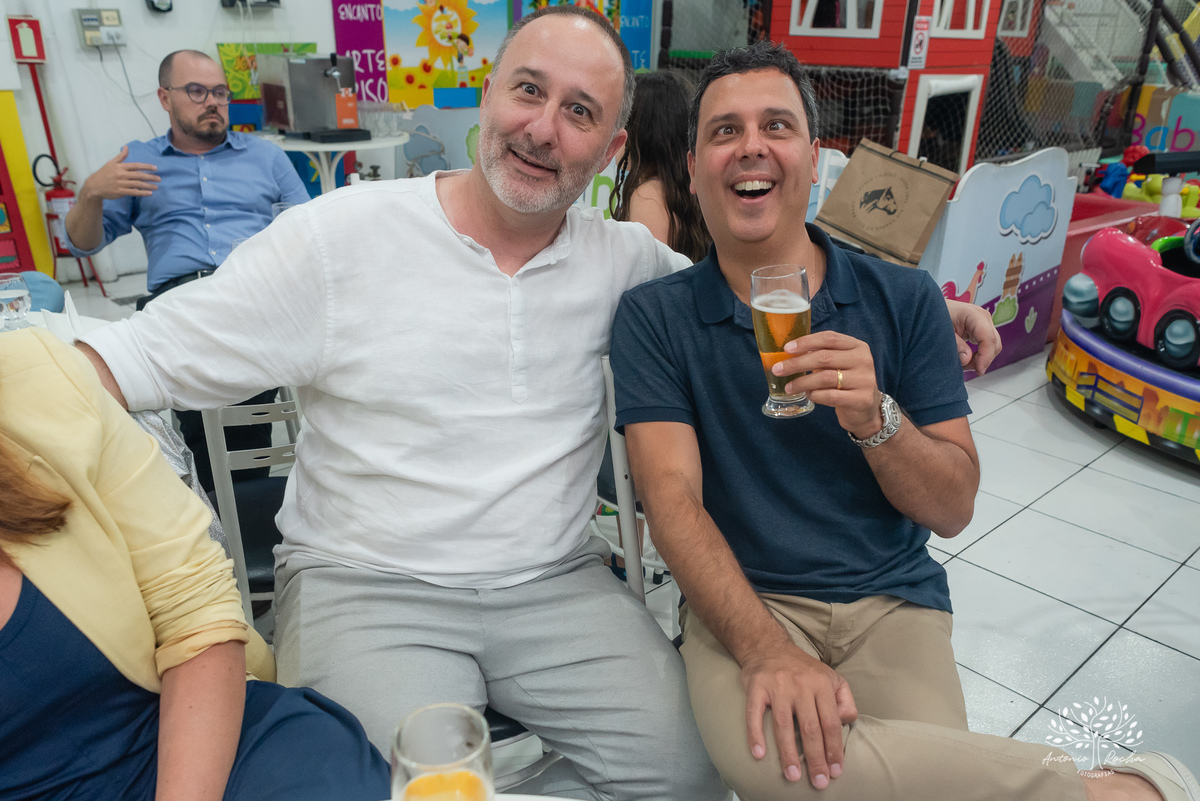 festa infantil - fotografia infantil - registro de infância - Maria Eduarda 7 anos - Marian 3 anos - Stitch - Chapeuzinho Vermelho - fotografia profissional - infância feliz - Antonio Rocha Fotografias - Pelotas