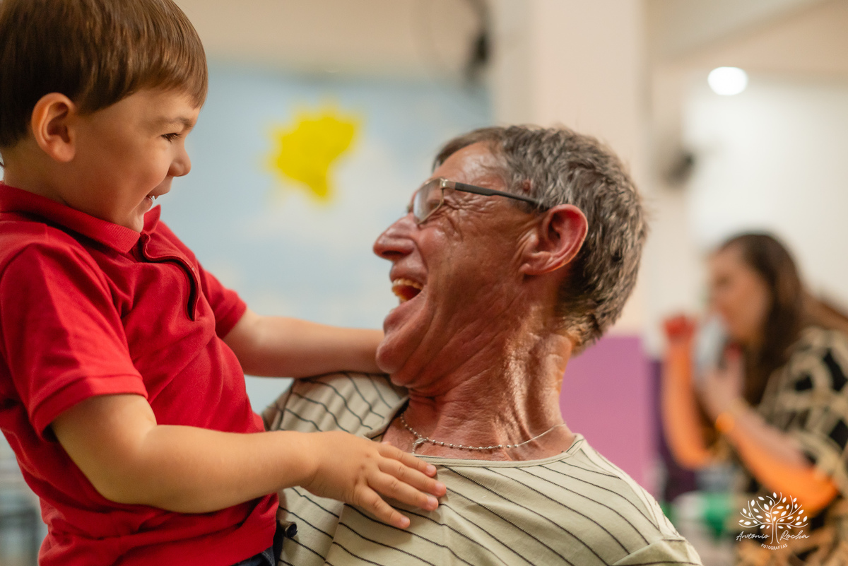 Aniversário infantil - Fotografia de aniversários - Aniversário de 3 anos - Registro de momentos especiais - Decoração de carros - Festa infantil - Tio Tatá animação - Antonio Rocha Fotografias - Fotógrafo para eventos - Fotógrafo de crianças - Pelotas 