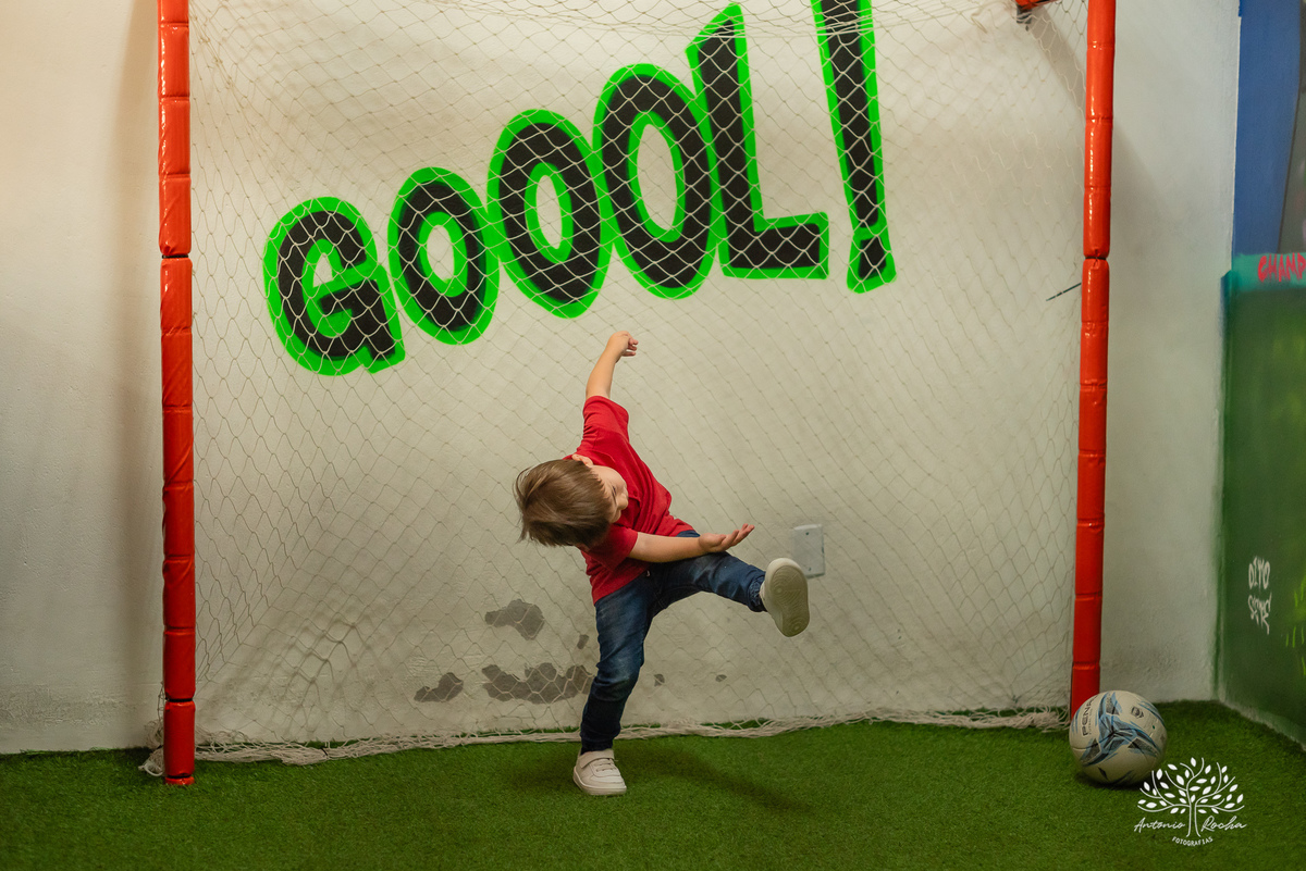 Aniversário infantil - Fotografia de aniversários - Aniversário de 3 anos - Registro de momentos especiais - Decoração de carros - Festa infantil - Tio Tatá animação - Antonio Rocha Fotografias - Fotógrafo para eventos - Fotógrafo de crianças - Pelotas 