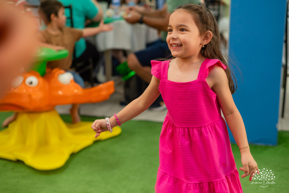 Aniversário infantil - Fotografia de aniversários - Aniversário de 3 anos - Registro de momentos especiais - Decoração de carros - Festa infantil - Tio Tatá animação - Antonio Rocha Fotografias - Fotógrafo para eventos - Fotógrafo de crianças - Pelotas 