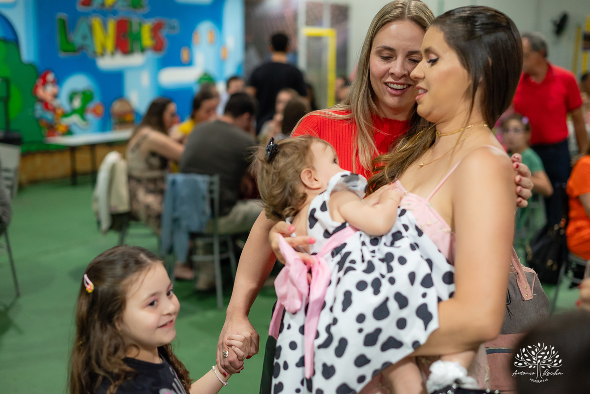 fotografia infantil - celebração em família - fotografia de aniversário - detalhes personalizados - Pelotas - Goiás - festa temática - Antonio Rocha Fotografias - festa infantil