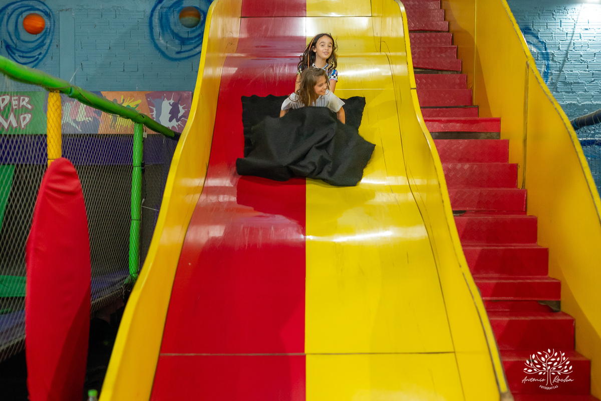 aniversário infantil - fotografia infantil - Antonio Rocha Fotografias - fotografia de família - registro fotográfico - festa temática - ginástica infantil - fotografia profissional - celebração infantil - fotógrafo de eventos – Pelotas - Divertidamente