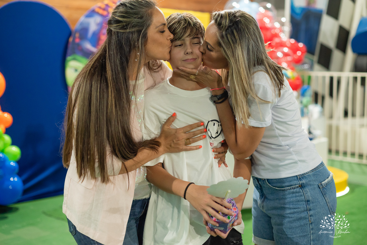 aniversário infantil - fotografia infantil - Antonio Rocha Fotografias - fotografia de família - registro fotográfico - festa temática - ginástica infantil - fotografia profissional - celebração infantil - fotógrafo de eventos – Pelotas - Divertidamente
