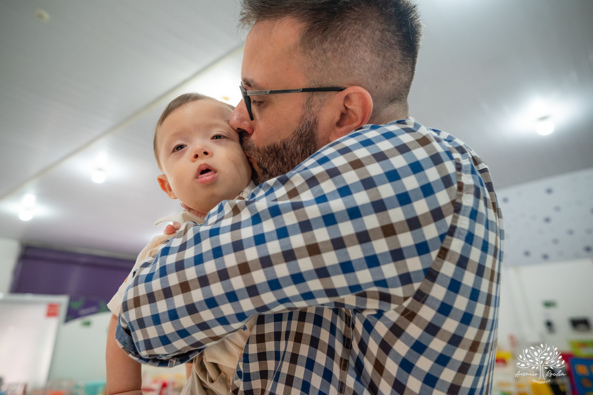 primeiro aninho - fotografia infantil - festa de aniversário - memórias especiais - registro fotográfico - fotógrafo profissional - celebração em família - fotos emocionantes - aniversário do Henrique - Antonio Rocha Fotografias - Pelotas - Circo