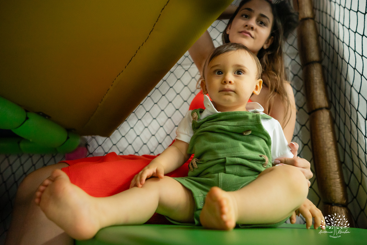 primeiro aniversário - festa infantil - celebração - decoração temática - bolo de aniversário - curiosidade infantil - brincadeiras - criança feliz - emoção - fotos de aniversário - energia infantil - Pelotas – Candy Club – Antonio Rocha Fotografias