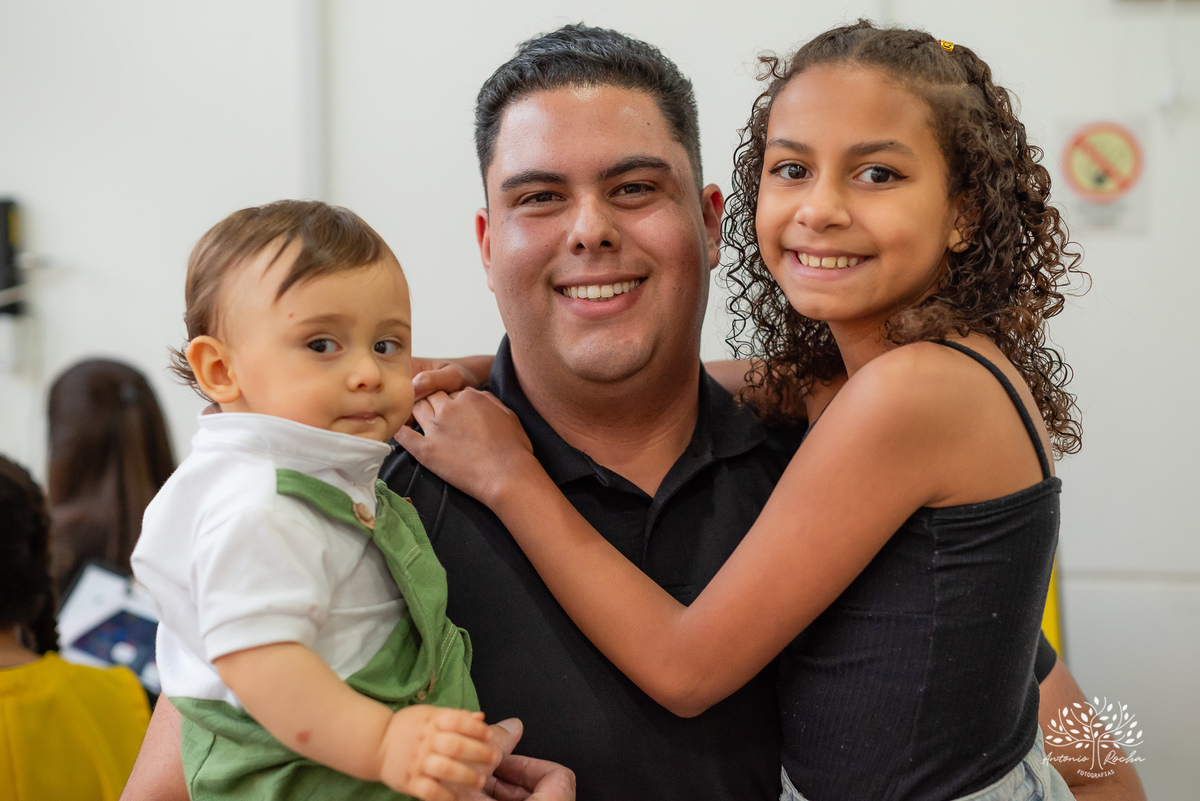 primeiro aniversário - festa infantil - celebração - decoração temática - bolo de aniversário - curiosidade infantil - brincadeiras - criança feliz - emoção - fotos de aniversário - energia infantil - Pelotas – Candy Club – Antonio Rocha Fotografias