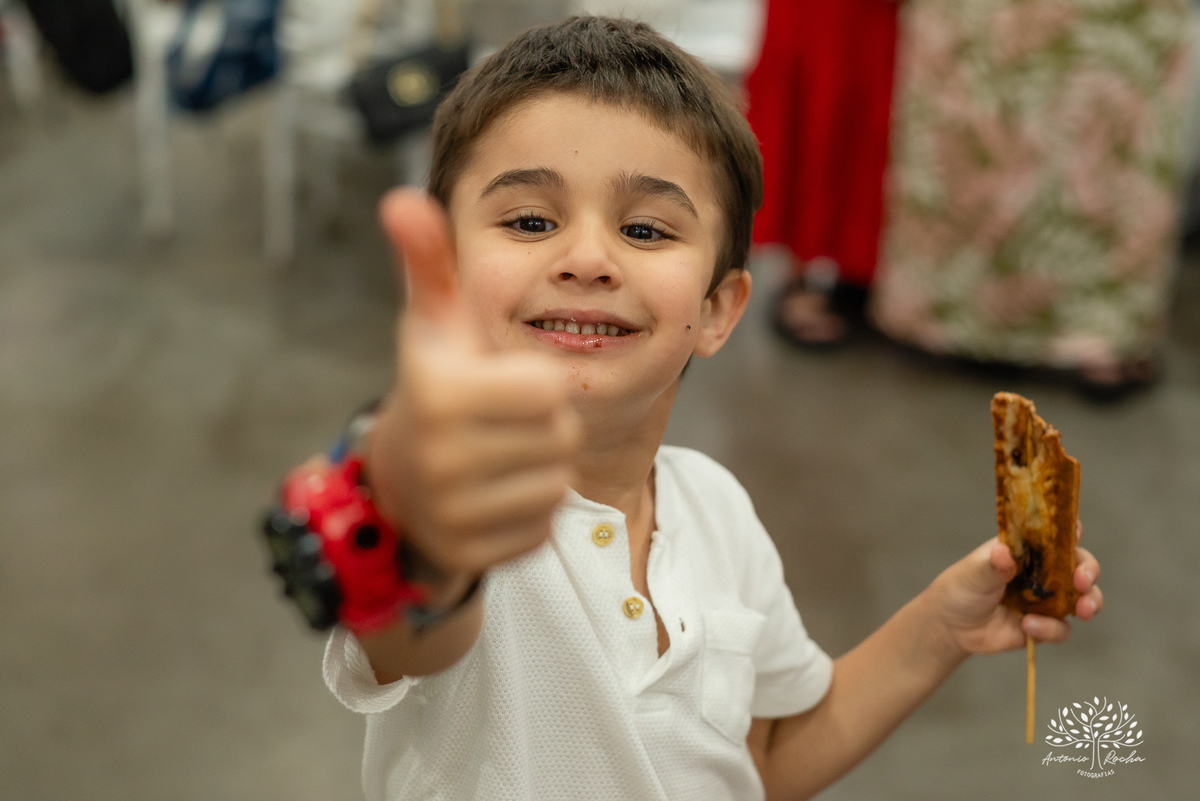 primeiro aniversário - festa infantil - celebração - decoração temática - bolo de aniversário - curiosidade infantil - brincadeiras - criança feliz - emoção - fotos de aniversário - energia infantil - Pelotas – Candy Club – Antonio Rocha Fotografias