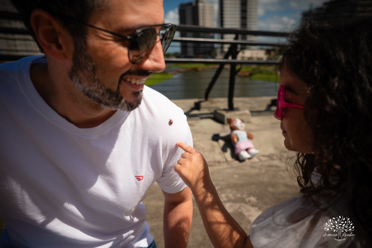 ensaio infantil - fotografia de família - aniversário de 4 anos - ensaio externo - registro de infância - fotógrafo profissional - ar livre - fotos espontâneas - memórias da infância - ensaio com luz natural - Antonio Rocha Fotografias – Pelotas – Una