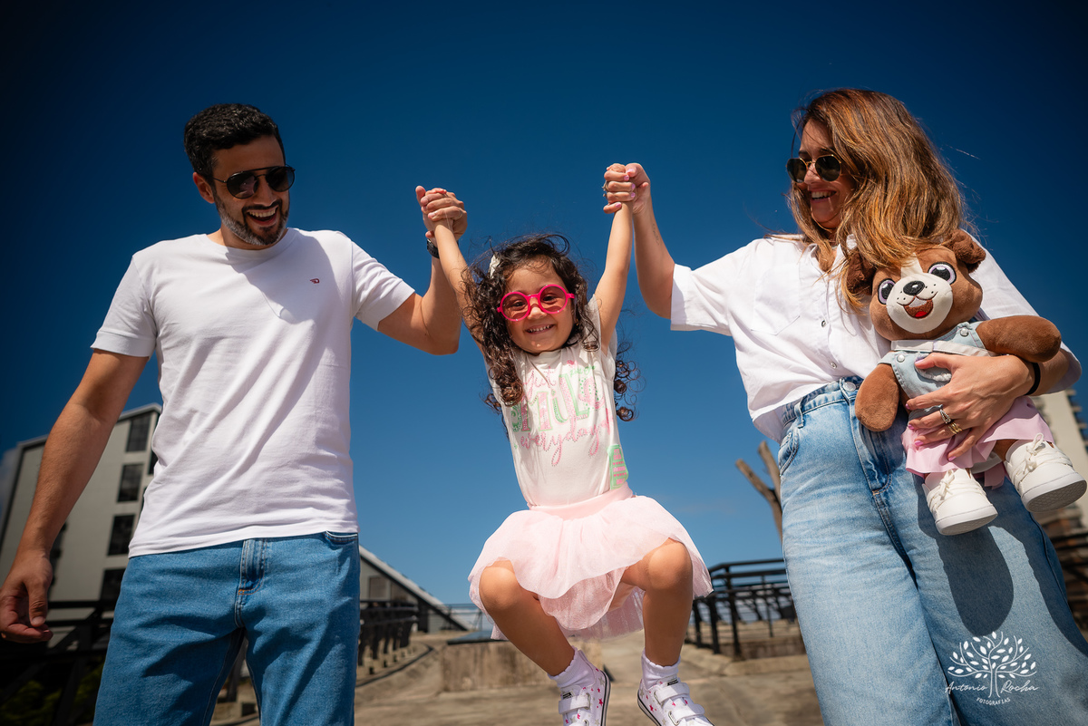 ensaio infantil - fotografia de família - aniversário de 4 anos - ensaio externo - registro de infância - fotógrafo profissional - ar livre - fotos espontâneas - memórias da infância - ensaio com luz natural - Antonio Rocha Fotografias – Pelotas – Una