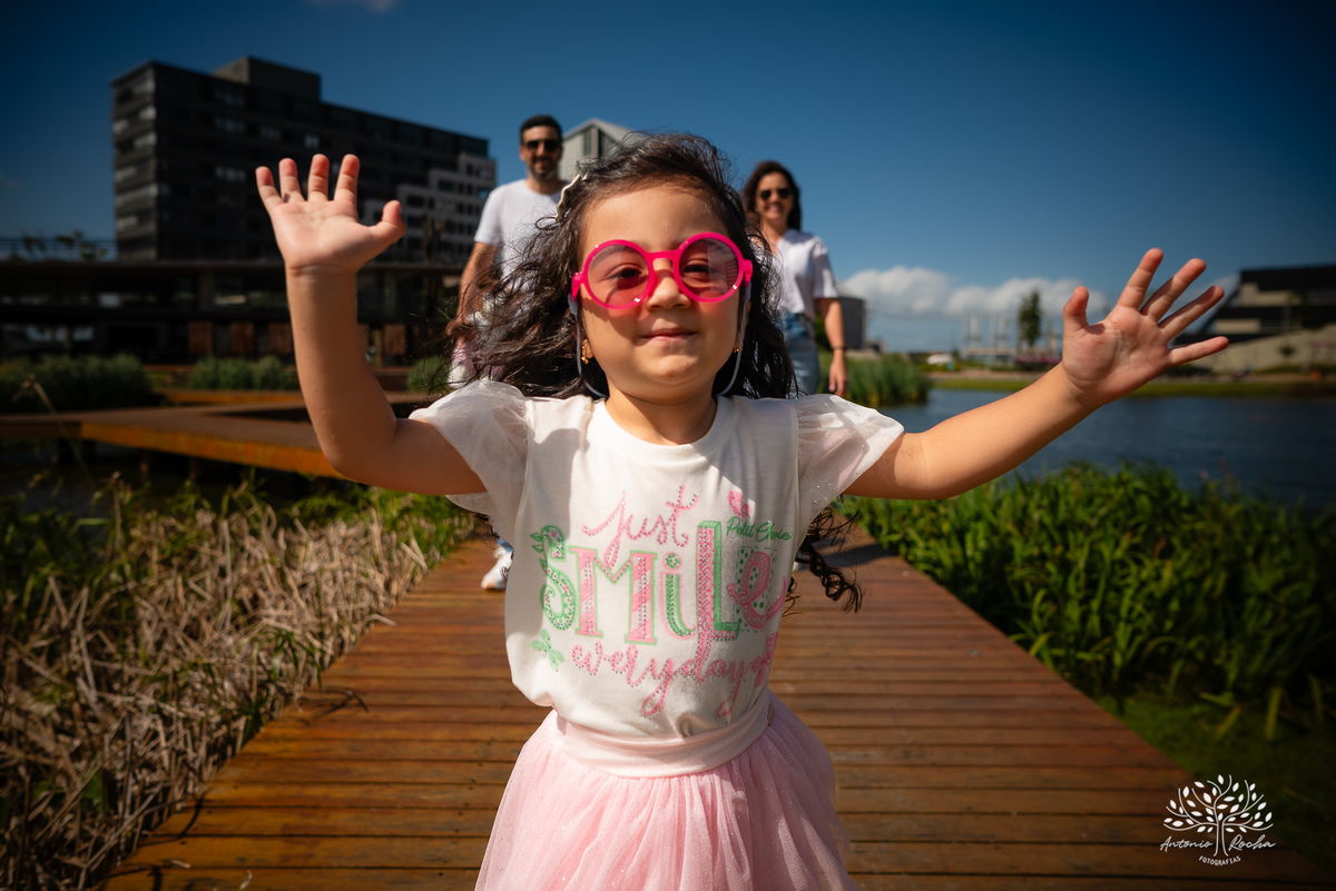 ensaio infantil - fotografia de família - aniversário de 4 anos - ensaio externo - registro de infância - fotógrafo profissional - ar livre - fotos espontâneas - memórias da infância - ensaio com luz natural - Antonio Rocha Fotografias – Pelotas – Una