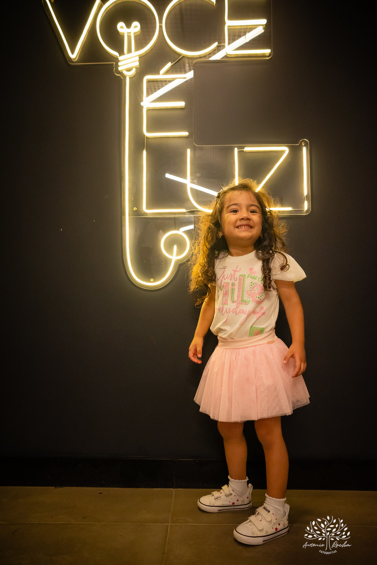 ensaio infantil - fotografia de família - aniversário de 4 anos - ensaio externo - registro de infância - fotógrafo profissional - ar livre - fotos espontâneas - memórias da infância - ensaio com luz natural - Antonio Rocha Fotografias – Pelotas – Una